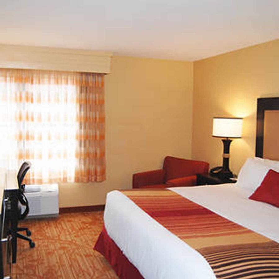 Branson Hillside Hotel Exterior photo