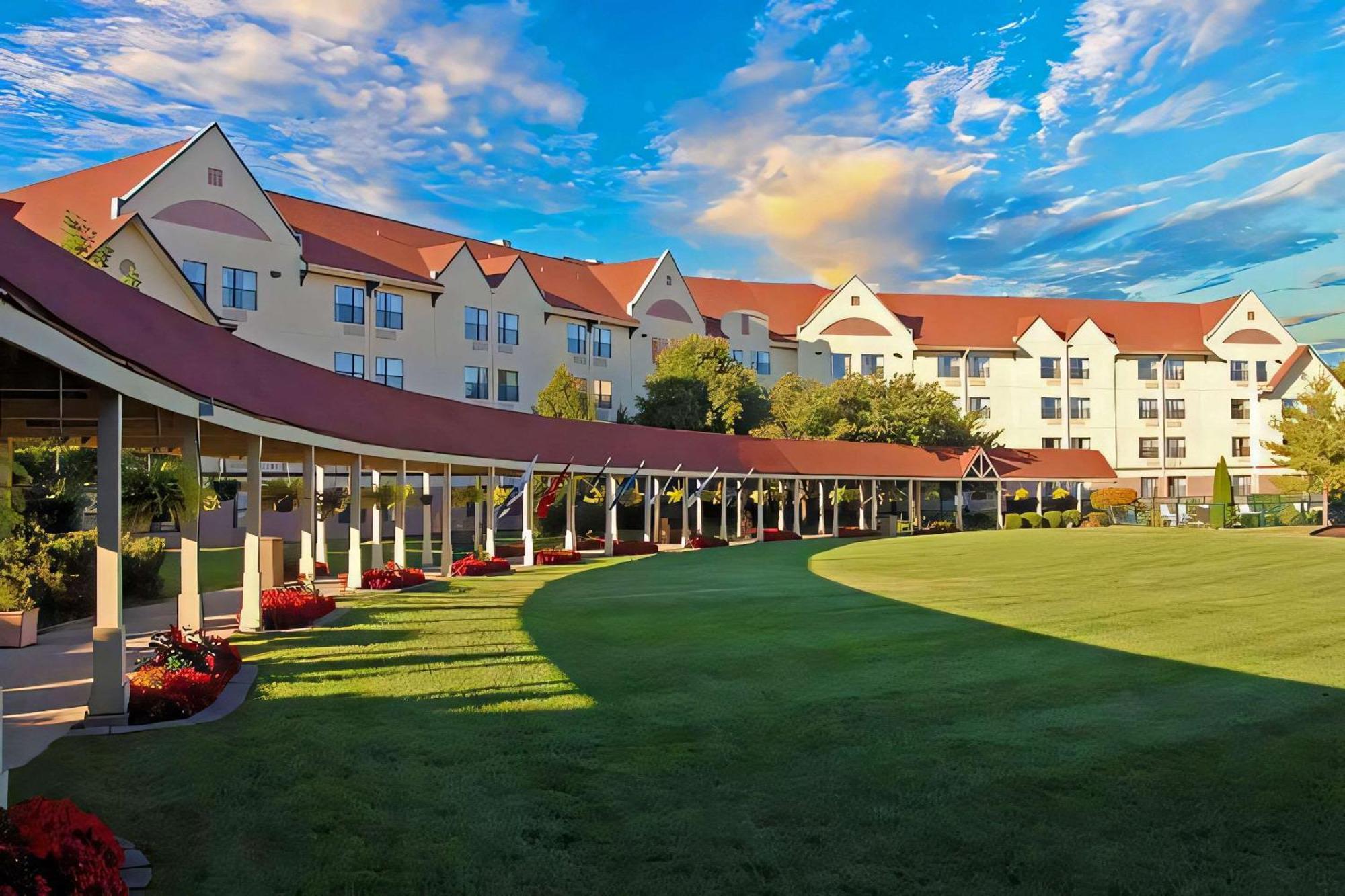 Branson Hillside Hotel Exterior photo